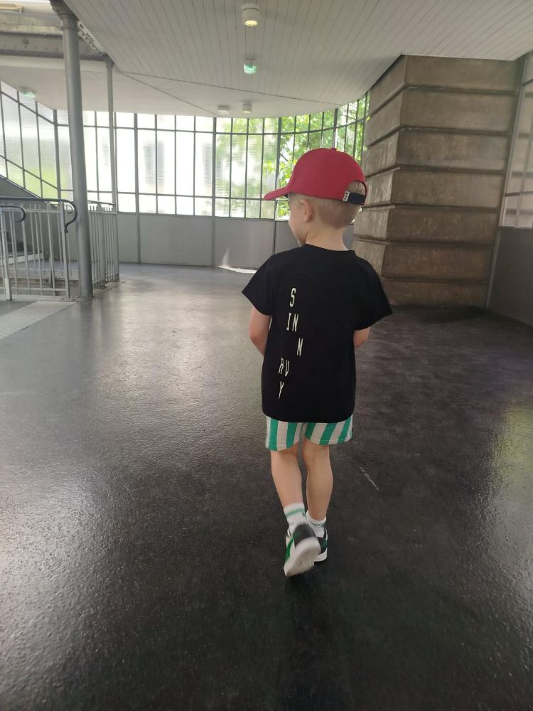 fiche produit tee shirt by night enfant