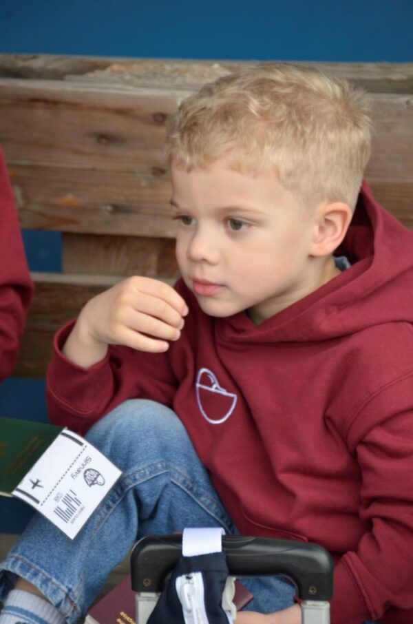 photo pull enfant brodé (2) photo pull enfant brodé (2)